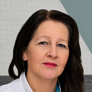 Yvonne Hollander